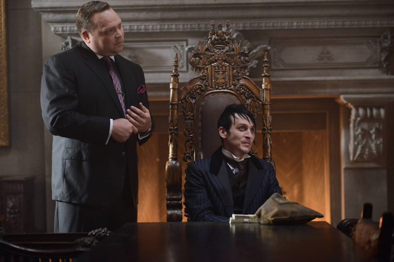 GOTHAM: (L-R) Butch Gilzean (Drew Powell) and Penguin (Robin Lord Taylor) in the Damned if you Do,  Season Two premiere of GOTHAM airing Monday, Sept. 21 (8:00-9:00 PM ET/PT) on FOX. ©2015 Fox Broadcasting Co. Cr: Nicole Rivelli/FOX