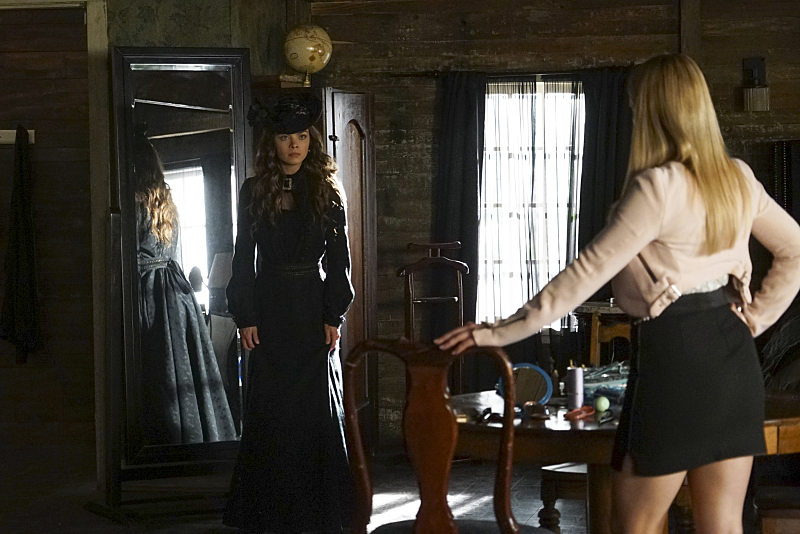 The Vampire Diaries -- "Never Let Me Go" -- Image Number: VD702b_0257.jpg -- Pictured (L-R): Scarlett Byrne as Nora and Teressa Liane as Mary Louise -- Photo: Annette Brown/The CW -- ÃÂ© 2015 The CW Network, LLC. All rights reserved.