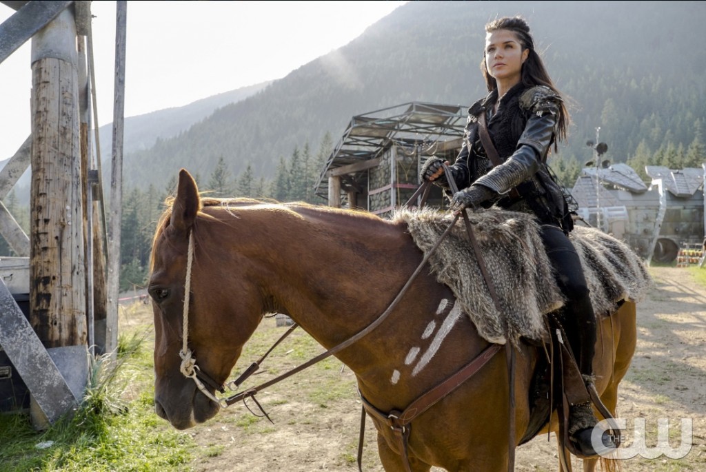 Marie Avgeropoulos as Octavia Blake (Cate Cameron/The CW)