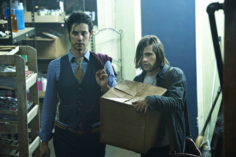 THE MAGICIANS -- "Consequences of Advanced Spellcasting" Episode 103 -- Pictured: (l-r) Hale Appleman as Eliot, Jason Ralph as Quentin -- (Photo by: Carole Segal/Syfy)