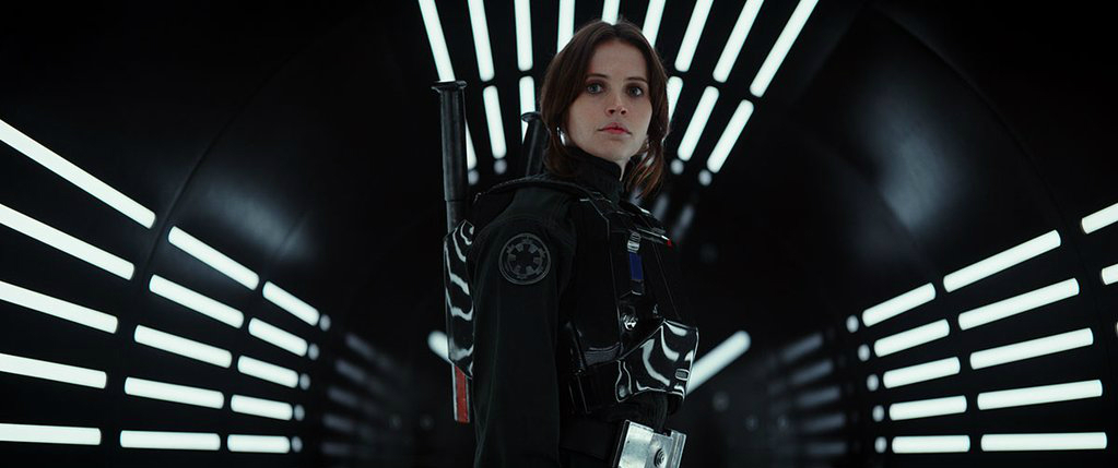 Jyn Erso (Felicity Jones) in the closing shot of the Rogue One teaser.