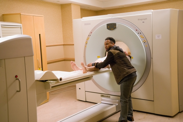 Gustav takes his friend to the MRI. (Photo courtesy CBS) ©2016 CBS Broadcasting, Inc. All Rights Reserved