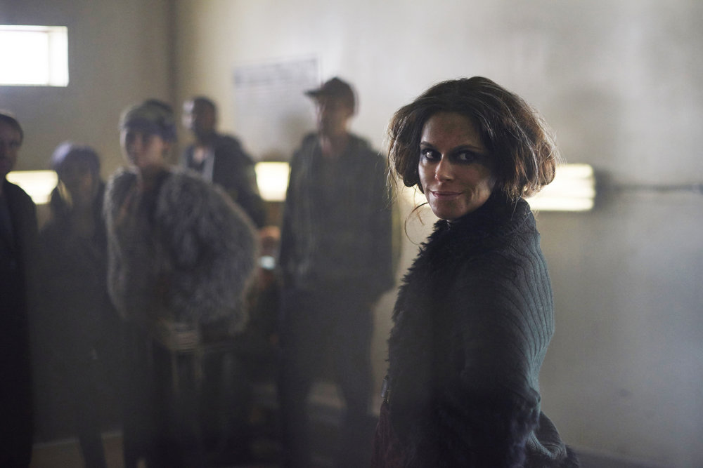 12 MONKEYS -- "Lullaby" Episode 208 -- Pictured: Emily Hampshire as Jennifer Goines -- (Photo by: Russ Martin/Syfy)