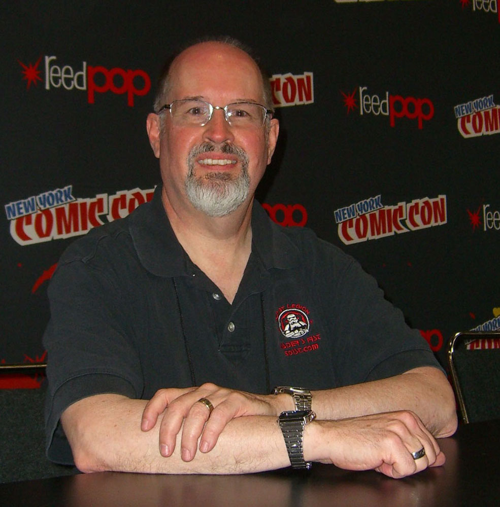 Timothy Zahn, seen here being a great SciFi author. [Courtesy Wikimedia Commons.]