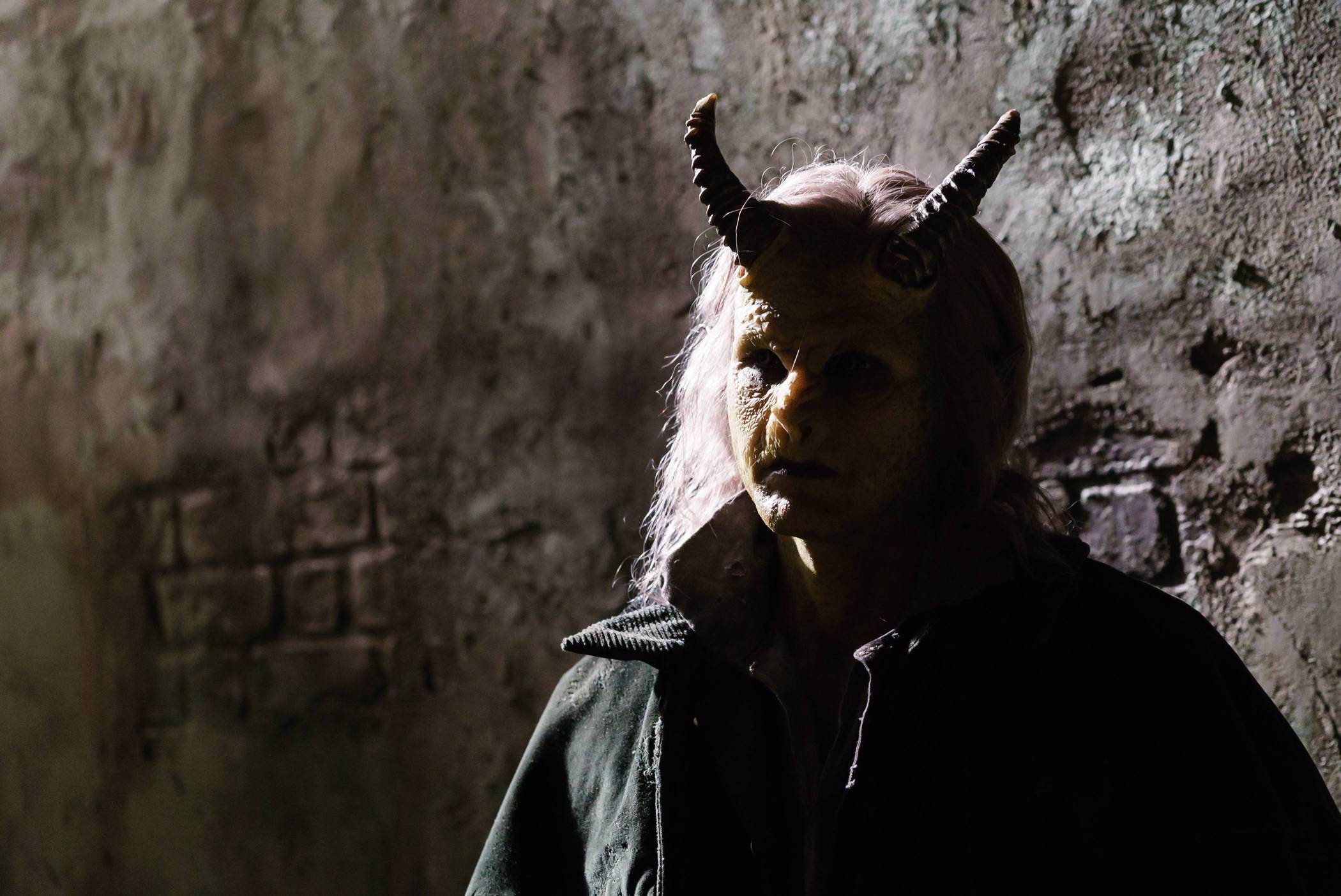 SLEEPY HOLLOW: Guest star Charles Aitken in the ÒDark MirrorÓ episode of SLEEPY HOLLOW airing Friday, March 4 (8:00-9:01 PM ET/PT) on FOX. ©2016 Fox Broadcasting Co. Cr: Tina Rowden/FOX